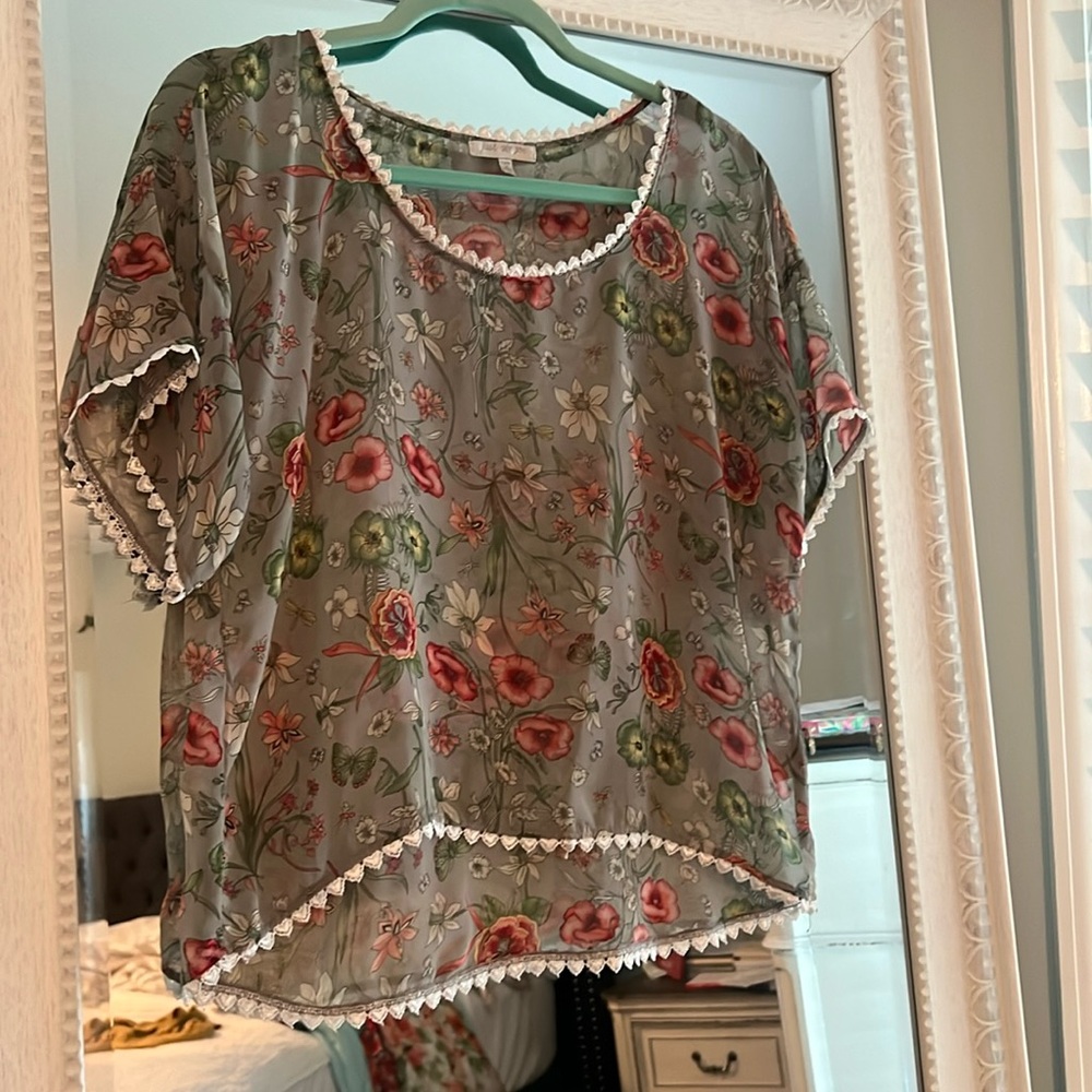 floral top!